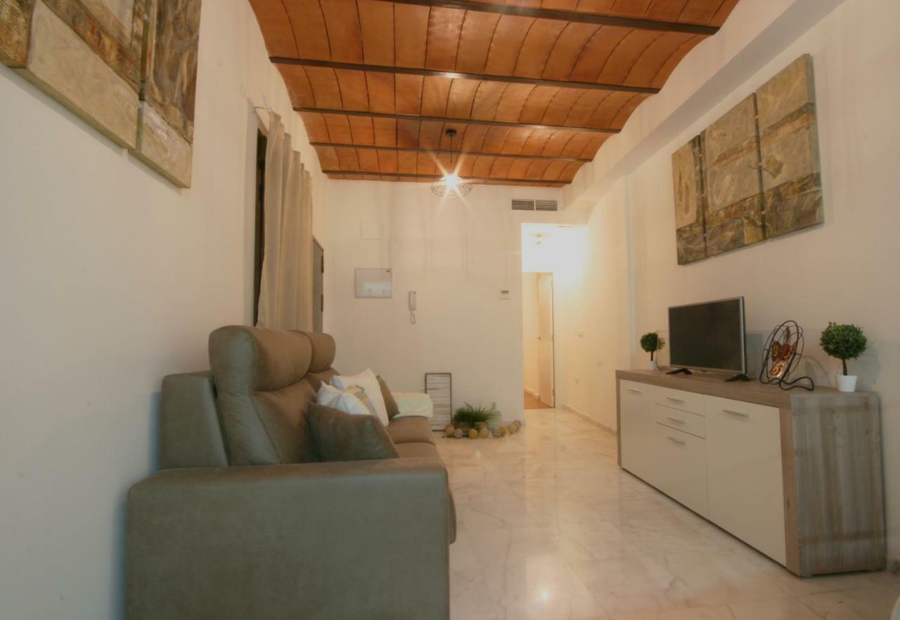 Апартаменти Apartamento Vacacional Carmona Екстер'єр фото